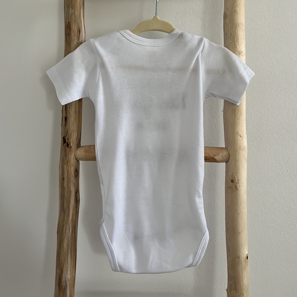 Someone In New York Loves Me Onesie Sz 6-12 months - Picture 5 of 5